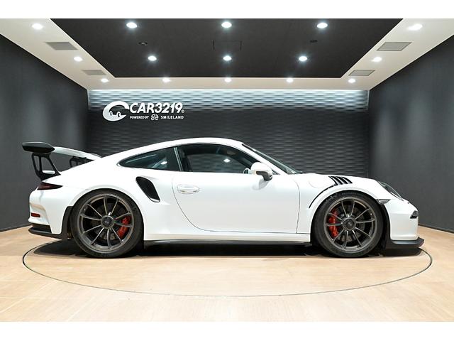 911 911GT3RS ディーラー車/左H/パワークラフト製エキゾースト/オーリンズ製車高調/スポーツクロノPKG/ホワイトメーター/ホワイトクロノダイヤル/クラブスポーツPKG/カーボン製軽量バケットシート/ロールケージ(10枚目)