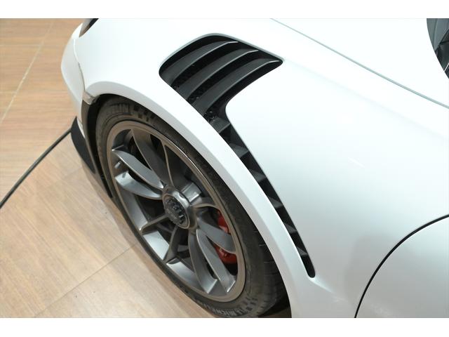 911 911GT3RS ディーラー車/左H/パワークラフト製エキゾースト/オーリンズ製車高調/スポーツクロノPKG/ホワイトメーター/ホワイトクロノダイヤル/クラブスポーツPKG/カーボン製軽量バケットシート/ロールケージ(31枚目)
