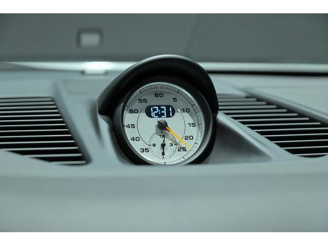 911 911GT3RS ディーラー車/左H/パワークラフト製エキゾースト/オーリンズ製車高調/スポーツクロノPKG/ホワイトメーター/ホワイトクロノダイヤル/クラブスポーツPKG/カーボン製軽量バケットシート/ロールケージ(51枚目)