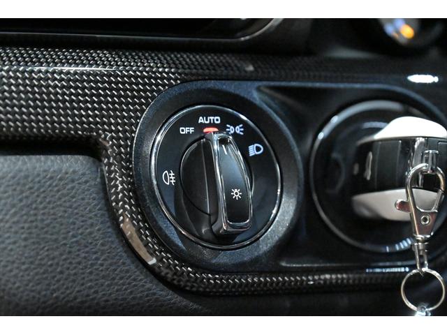 911 911GT3RS ディーラー車/左H/パワークラフト製エキゾースト/オーリンズ製車高調/スポーツクロノPKG/ホワイトメーター/ホワイトクロノダイヤル/クラブスポーツPKG/カーボン製軽量バケットシート/ロールケージ(52枚目)