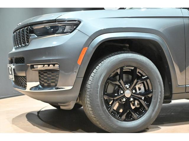 ジープ・グランドチェロキーL リミテッド 全周囲カメラ ACC BSM HUD レザーシート シートヒーター ベンチレーション ステアリングヒーター パワーシート ALPINEスピーカー フルセグ コーナーセンサー パドルシフト(25枚目)