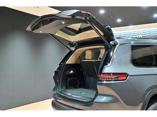 ジープ・グランドチェロキーL リミテッド 全周囲カメラ ACC BSM HUD レザーシート シートヒーター ベンチレーション ステアリングヒーター パワーシート ALPINEスピーカー フルセグ コーナーセンサー パドルシフト(32枚目)