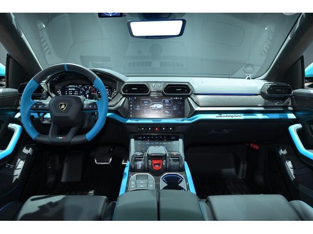 ウルス SE BluGlauco/パノラミックルーフ/3D Bang&Olufsen/OP23インチAW/インテリアカーボンpkg/インテリアダークpkg/スタイルpkg/スタイルpkg/ベンチレーション(17枚目)