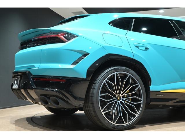 ウルス SE BluGlauco/パノラミックルーフ/3D Bang&Olufsen/OP23インチAW/インテリアカーボンpkg/インテリアダークpkg/スタイルpkg/スタイルpkg/ベンチレーション(23枚目)