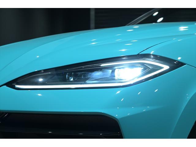 ウルス SE BluGlauco/パノラミックルーフ/3D Bang&Olufsen/OP23インチAW/インテリアカーボンpkg/インテリアダークpkg/スタイルpkg/スタイルpkg/ベンチレーション(24枚目)