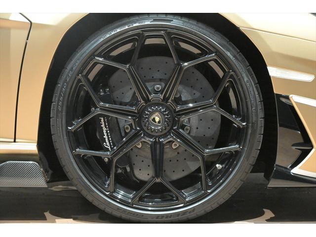 アヴェンタドール SVJロードスター Bronze Zenas/スタイルPKG/カーボンインテリアPKG/カーボンスキンPKG/カーボンフットPKG/鍛造アルミホイール/デジタルインナーミラー/Pセンサー/プロテクションフィルムFリフター(15枚目)