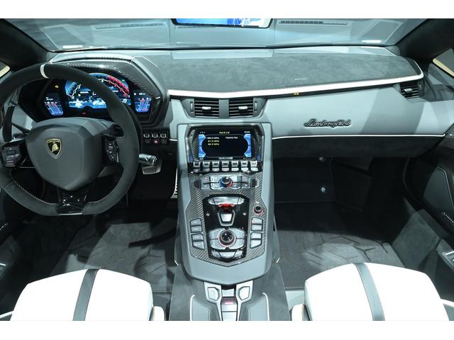 アヴェンタドール SVJロードスター Bronze Zenas/スタイルPKG/カーボンインテリアPKG/カーボンスキンPKG/カーボンフットPKG/鍛造アルミホイール/デジタルインナーミラー/Pセンサー/プロテクションフィルムFリフター(20枚目)