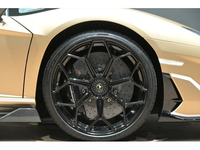 アヴェンタドール SVJロードスター Bronze Zenas/スタイルPKG/カーボンインテリアPKG/カーボンスキンPKG/カーボンフットPKG/鍛造アルミホイール/デジタルインナーミラー/Pセンサー/プロテクションフィルムFリフター(34枚目)