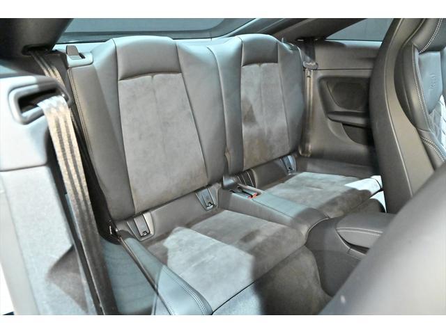 ＴＴクーペ ４５ＴＦＳＩクワトロ　Ｓラインパッケージ　ＯＰ１０ＶスポークデザインパートリーポリッシュＡＷ／コンフォートＰＫＧ／Ｓスポーツシート／シートヒ―ター／マトリクスＬＥＤライト／バーチャルコックピット／前後コーナーセンサー／サイドアシスト／Ｂカメラ（22枚目）