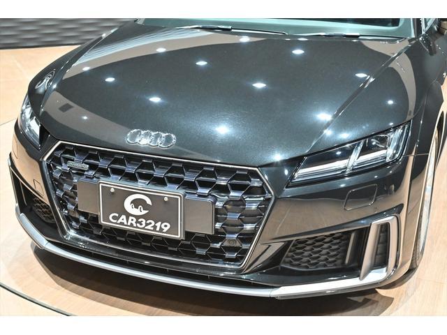 ＴＴクーペ ４５ＴＦＳＩクワトロ　Ｓラインパッケージ　ＯＰ１０ＶスポークデザインパートリーポリッシュＡＷ／コンフォートＰＫＧ／Ｓスポーツシート／シートヒ―ター／マトリクスＬＥＤライト／バーチャルコックピット／前後コーナーセンサー／サイドアシスト／Ｂカメラ（33枚目）