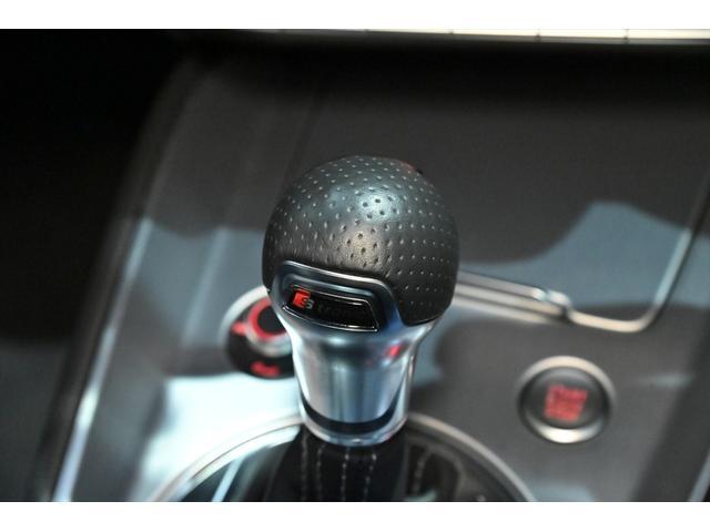 ＴＴクーペ ４５ＴＦＳＩクワトロ　Ｓラインパッケージ　ＯＰ１０ＶスポークデザインパートリーポリッシュＡＷ／コンフォートＰＫＧ／Ｓスポーツシート／シートヒ―ター／マトリクスＬＥＤライト／バーチャルコックピット／前後コーナーセンサー／サイドアシスト／Ｂカメラ（45枚目）