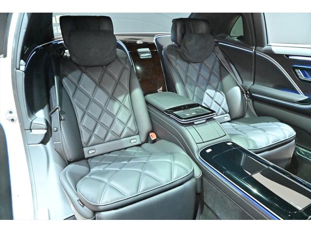 Ｓクラス Ｓ６８０　４マチック　ファーストクラスパッケージ　ダイヤモンドホワイト／ファーストクラスＰＫＧ／Ｂｕｒｍｅｓｔｅｒ３Ｄサウンド／Ｒエンター／パノラミックスライディングルーフ／ウォールナットインテリアトリム／ベンチレーション／マッサージ／左右独立シート（2枚目）