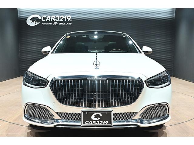 Ｓクラス Ｓ６８０　４マチック　ファーストクラスパッケージ　ダイヤモンドホワイト／ファーストクラスＰＫＧ／Ｂｕｒｍｅｓｔｅｒ３Ｄサウンド／Ｒエンター／パノラミックスライディングルーフ／ウォールナットインテリアトリム／ベンチレーション／マッサージ／左右独立シート（4枚目）