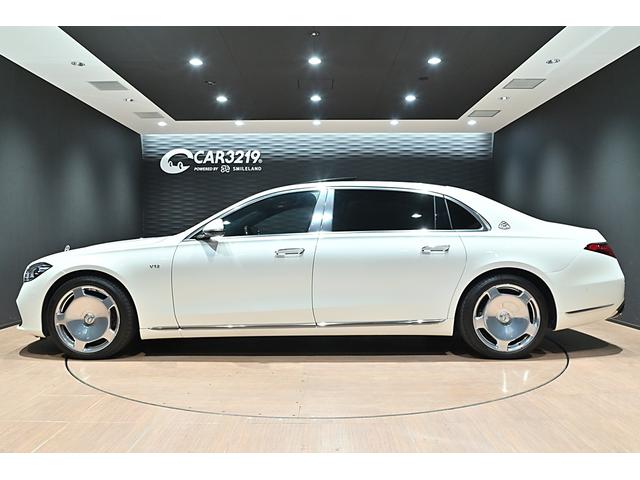 Ｓクラス Ｓ６８０　４マチック　ファーストクラスパッケージ　ダイヤモンドホワイト／ファーストクラスＰＫＧ／Ｂｕｒｍｅｓｔｅｒ３Ｄサウンド／Ｒエンター／パノラミックスライディングルーフ／ウォールナットインテリアトリム／ベンチレーション／マッサージ／左右独立シート（10枚目）