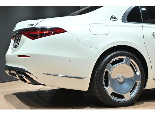 Ｓクラス Ｓ６８０　４マチック　ファーストクラスパッケージ　ダイヤモンドホワイト／ファーストクラスＰＫＧ／Ｂｕｒｍｅｓｔｅｒ３Ｄサウンド／Ｒエンター／パノラミックスライディングルーフ／ウォールナットインテリアトリム／ベンチレーション／マッサージ／左右独立シート（27枚目）