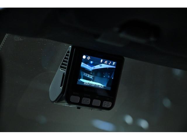 Ｓクラス Ｓ６８０　４マチック　ファーストクラスパッケージ　ダイヤモンドホワイト／ファーストクラスＰＫＧ／Ｂｕｒｍｅｓｔｅｒ３Ｄサウンド／Ｒエンター／パノラミックスライディングルーフ／ウォールナットインテリアトリム／ベンチレーション／マッサージ／左右独立シート（47枚目）