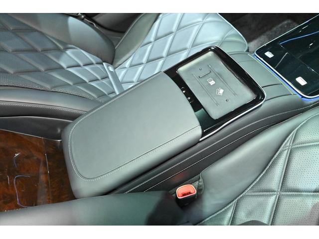 Ｓクラス Ｓ６８０　４マチック　ファーストクラスパッケージ　ダイヤモンドホワイト／ファーストクラスＰＫＧ／Ｂｕｒｍｅｓｔｅｒ３Ｄサウンド／Ｒエンター／パノラミックスライディングルーフ／ウォールナットインテリアトリム／ベンチレーション／マッサージ／左右独立シート（51枚目）
