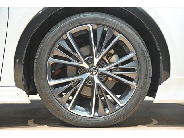 プリウス Z モデリスタエアロ/ユーザー買取/プラチナホワイトパールマイカ/パノラマルーフ/デジタルインナーミラー/純正19インチAW/全周囲カメラ/オートマチックハイビーム/シートベンチレーション/BSM(4枚目)