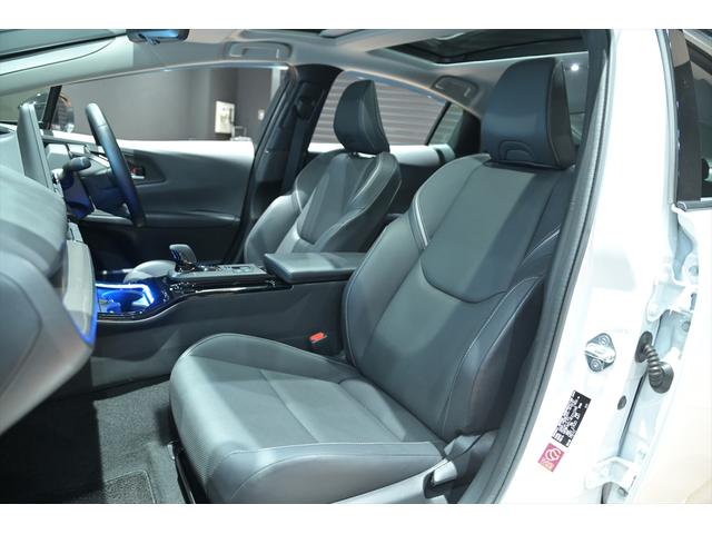 プリウス Z モデリスタエアロ/ユーザー買取/プラチナホワイトパールマイカ/パノラマルーフ/デジタルインナーミラー/純正19インチAW/全周囲カメラ/オートマチックハイビーム/シートベンチレーション/BSM(19枚目)