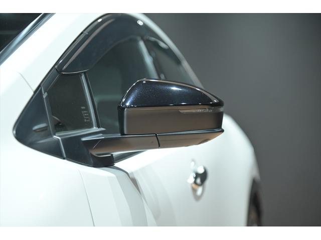 プリウス Z モデリスタエアロ/ユーザー買取/プラチナホワイトパールマイカ/パノラマルーフ/デジタルインナーミラー/純正19インチAW/全周囲カメラ/オートマチックハイビーム/シートベンチレーション/BSM(32枚目)
