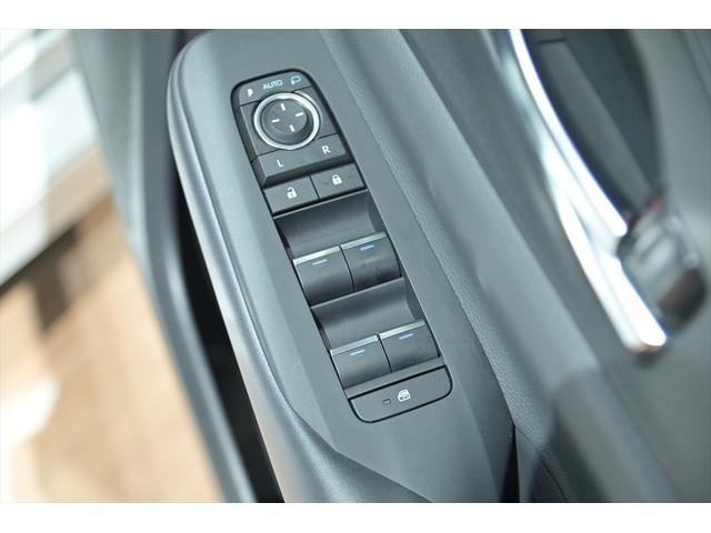 プリウス Z モデリスタエアロ/ユーザー買取/プラチナホワイトパールマイカ/パノラマルーフ/デジタルインナーミラー/純正19インチAW/全周囲カメラ/オートマチックハイビーム/シートベンチレーション/BSM(53枚目)