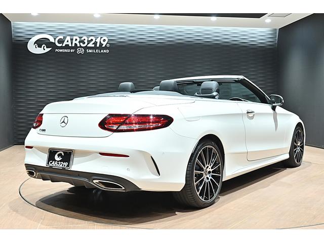 Cクラス パナメリカーナグリル付き/レーダーセーフティPKG/レザーエクスクルーシブPKG/マルチビームLEDヘッドライト/アダプティブハイビームアシストプラス/純正19インチAW/地デジ/HUD/純正車高調整(5枚目)