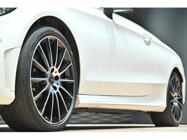 Cクラス パナメリカーナグリル付き/レーダーセーフティPKG/レザーエクスクルーシブPKG/マルチビームLEDヘッドライト/アダプティブハイビームアシストプラス/純正19インチAW/地デジ/HUD/純正車高調整(16枚目)