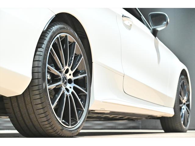 Cクラス パナメリカーナグリル付き/レーダーセーフティPKG/レザーエクスクルーシブPKG/マルチビームLEDヘッドライト/アダプティブハイビームアシストプラス/純正19インチAW/地デジ/HUD/純正車高調整(17枚目)