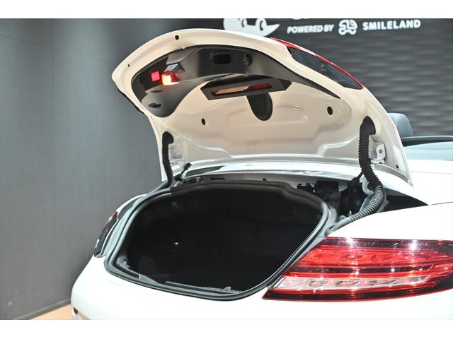 Cクラス パナメリカーナグリル付き/レーダーセーフティPKG/レザーエクスクルーシブPKG/マルチビームLEDヘッドライト/アダプティブハイビームアシストプラス/純正19インチAW/地デジ/HUD/純正車高調整(35枚目)