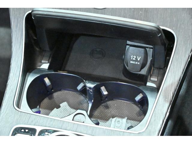 Cクラス パナメリカーナグリル付き/レーダーセーフティPKG/レザーエクスクルーシブPKG/マルチビームLEDヘッドライト/アダプティブハイビームアシストプラス/純正19インチAW/地デジ/HUD/純正車高調整(53枚目)