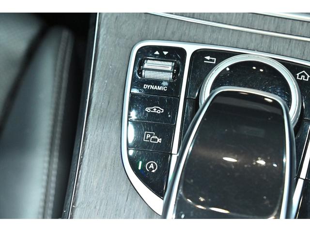 Cクラス パナメリカーナグリル付き/レーダーセーフティPKG/レザーエクスクルーシブPKG/マルチビームLEDヘッドライト/アダプティブハイビームアシストプラス/純正19インチAW/地デジ/HUD/純正車高調整(56枚目)