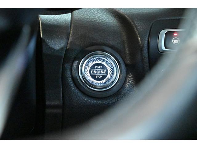 Cクラス パナメリカーナグリル付き/レーダーセーフティPKG/レザーエクスクルーシブPKG/マルチビームLEDヘッドライト/アダプティブハイビームアシストプラス/純正19インチAW/地デジ/HUD/純正車高調整(61枚目)