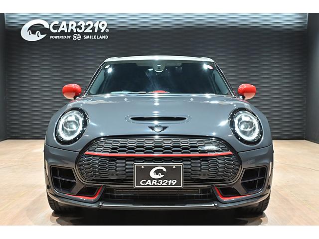 ＭＩＮＩ ＪＣＷクラブマンＧＰインスパイアードエディション　国内１２０台限定／サンダーグレー／専用シリアルナンバーデカール／ＪＣＷ１９インチＡＷ／ＪＣＷレザーステアリング／ＪＣＷスポーツシート／ＬＥＤヘッドライト／レーダークルーズ／ドラレコ／バックカメラ（6枚目）