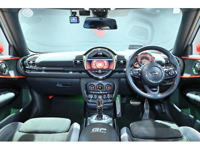 ＭＩＮＩ ＪＣＷクラブマンＧＰインスパイアードエディション　国内１２０台限定／サンダーグレー／専用シリアルナンバーデカール／ＪＣＷ１９インチＡＷ／ＪＣＷレザーステアリング／ＪＣＷスポーツシート／ＬＥＤヘッドライト／レーダークルーズ／ドラレコ／バックカメラ（21枚目）