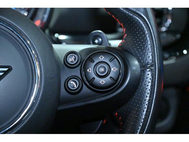 ＭＩＮＩ ＪＣＷクラブマンＧＰインスパイアードエディション　国内１２０台限定／サンダーグレー／専用シリアルナンバーデカール／ＪＣＷ１９インチＡＷ／ＪＣＷレザーステアリング／ＪＣＷスポーツシート／ＬＥＤヘッドライト／レーダークルーズ／ドラレコ／バックカメラ（44枚目）