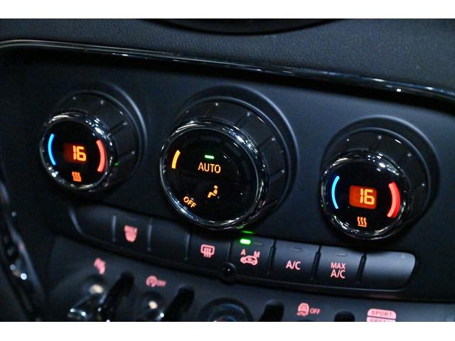 ＭＩＮＩ ＪＣＷクラブマンＧＰインスパイアードエディション　国内１２０台限定／サンダーグレー／専用シリアルナンバーデカール／ＪＣＷ１９インチＡＷ／ＪＣＷレザーステアリング／ＪＣＷスポーツシート／ＬＥＤヘッドライト／レーダークルーズ／ドラレコ／バックカメラ（48枚目）