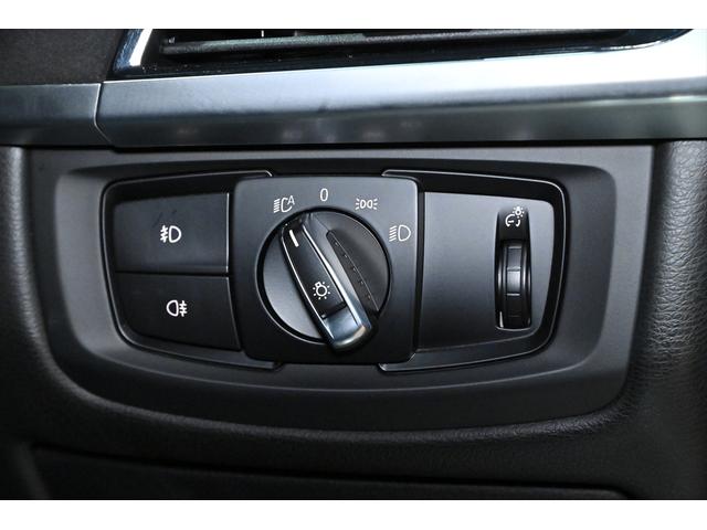 Ｘ６ Ｍ ベースグレード　ＯＰ２１インチアルミホイール／インテリアカーボン／ブルーキャリパー／ドライブセレクト／ＬＥＤヘッドライト／Ｐセンサー／Ｐバックドア／ＨＵＤ／ＢＳＭ／クルコン／４本出しマフラー／カーボンブラック／本革（48枚目）