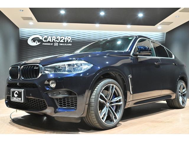 Ｘ６ Ｍ ベースグレード　ＯＰ２１インチアルミホイール／インテリアカーボン／ブルーキャリパー／ドライブセレクト／ＬＥＤヘッドライト／Ｐセンサー／Ｐバックドア／ＨＵＤ／ＢＳＭ／クルコン／４本出しマフラー／カーボンブラック／本革（58枚目）