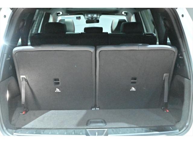 GLB GLB200d 4マチック AMGラインパッケージ 1オーナー AMGラインPKG スポーツブレーキ スポーティーエンジンサウンド パノラミックスライディングルーフ カーボン調インテリアトリム 20インチAMGAW 本革スポーツステアリング(24枚目)