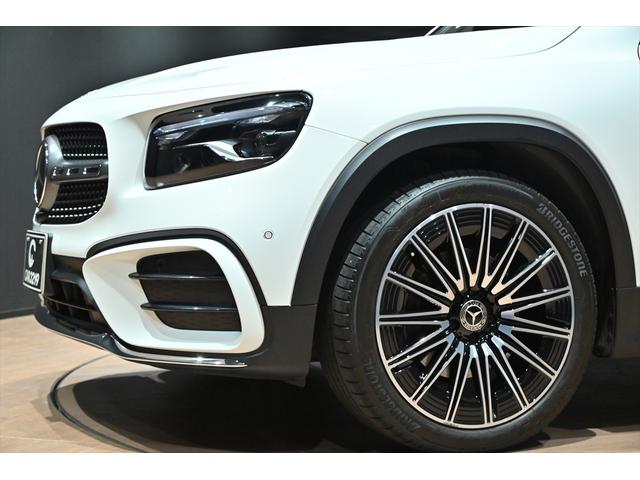 GLB GLB200d 4マチック AMGラインパッケージ 1オーナー AMGラインPKG スポーツブレーキ スポーティーエンジンサウンド パノラミックスライディングルーフ カーボン調インテリアトリム 20インチAMGAW 本革スポーツステアリング(28枚目)