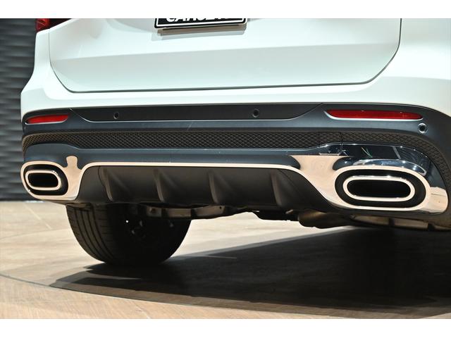 GLB GLB200d 4マチック AMGラインパッケージ 1オーナー AMGラインPKG スポーツブレーキ スポーティーエンジンサウンド パノラミックスライディングルーフ カーボン調インテリアトリム 20インチAMGAW 本革スポーツステアリング(33枚目)