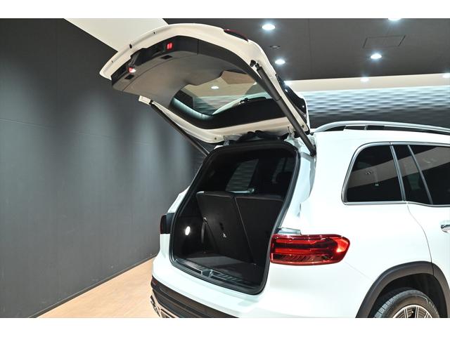 GLB GLB200d 4マチック AMGラインパッケージ 1オーナー AMGラインPKG スポーツブレーキ スポーティーエンジンサウンド パノラミックスライディングルーフ カーボン調インテリアトリム 20インチAMGAW 本革スポーツステアリング(34枚目)