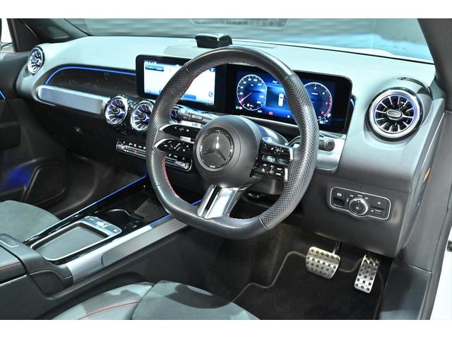 GLB GLB200d 4マチック AMGラインパッケージ 1オーナー AMGラインPKG スポーツブレーキ スポーティーエンジンサウンド パノラミックスライディングルーフ カーボン調インテリアトリム 20インチAMGAW 本革スポーツステアリング(38枚目)