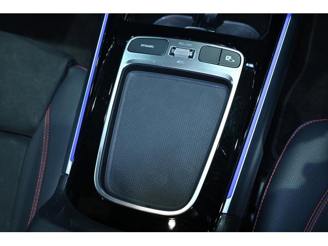 GLB GLB200d 4マチック AMGラインパッケージ 1オーナー AMGラインPKG スポーツブレーキ スポーティーエンジンサウンド パノラミックスライディングルーフ カーボン調インテリアトリム 20インチAMGAW 本革スポーツステアリング(48枚目)