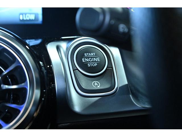 GLB GLB200d 4マチック AMGラインパッケージ 1オーナー AMGラインPKG スポーツブレーキ スポーティーエンジンサウンド パノラミックスライディングルーフ カーボン調インテリアトリム 20インチAMGAW 本革スポーツステアリング(50枚目)