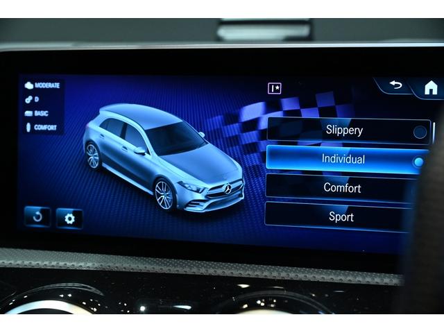 Aクラス A35 4マチック エディション1 専用デカール Mテックゴールドアクセント 19インチAMG AW AMGナイトPKG エアロダイナミックPKG 専用バンパーデザイン AMGドライブコントロールSW AMGアドバンスドPKG(2枚目)