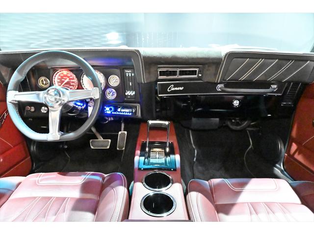 ルームクリーニング済みの車内はとっても綺麗☆さらに納車前クリーニングを施工しますのでさらにキレイになります！！インテリアの仕様変更なども承っておりますので、お気軽にご相談ください！！