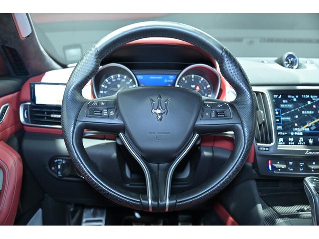 �X�e�A�����O���Y��Ȉ��Ō�����܂���