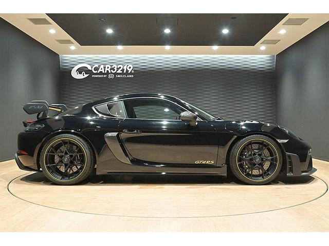 ７１８ケイマン ７１８ケイマンＧＴ４　ＲＳ　ヴァイザッハｐｋｇ／スポーツクロノｐｋｇ／アクセントｐｋｇ／ＯＰ２０インチＡＷ／カーボンドアシルガード／ＰＡＳＭ／イエローシートベルト／ナイロン製ドアオープナー／スポーツエグゾースト／フロントリフター（10枚目）