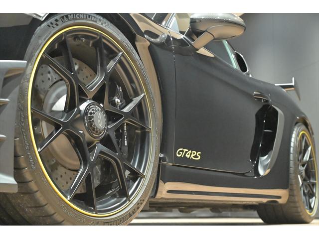 ７１８ケイマン ７１８ケイマンＧＴ４　ＲＳ　ヴァイザッハｐｋｇ／スポーツクロノｐｋｇ／アクセントｐｋｇ／ＯＰ２０インチＡＷ／カーボンドアシルガード／ＰＡＳＭ／イエローシートベルト／ナイロン製ドアオープナー／スポーツエグゾースト／フロントリフター（18枚目）